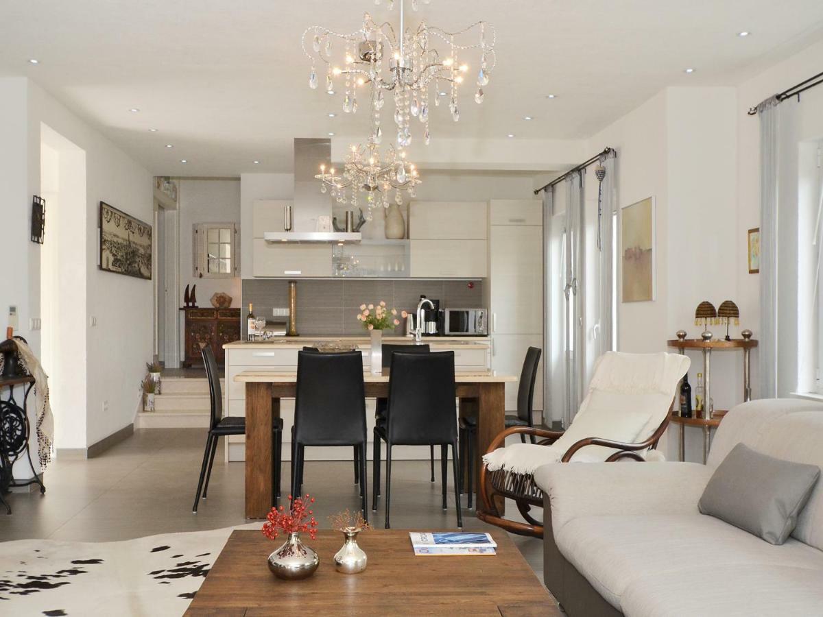 Dondras Residence Trogir Bagian luar foto
