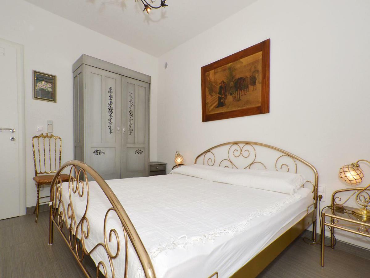 Dondras Residence Trogir Bagian luar foto