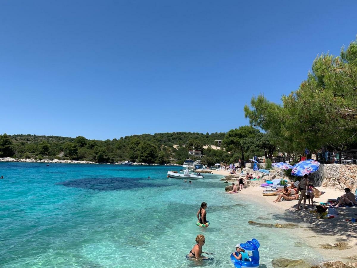 Dondras Residence Trogir Bagian luar foto