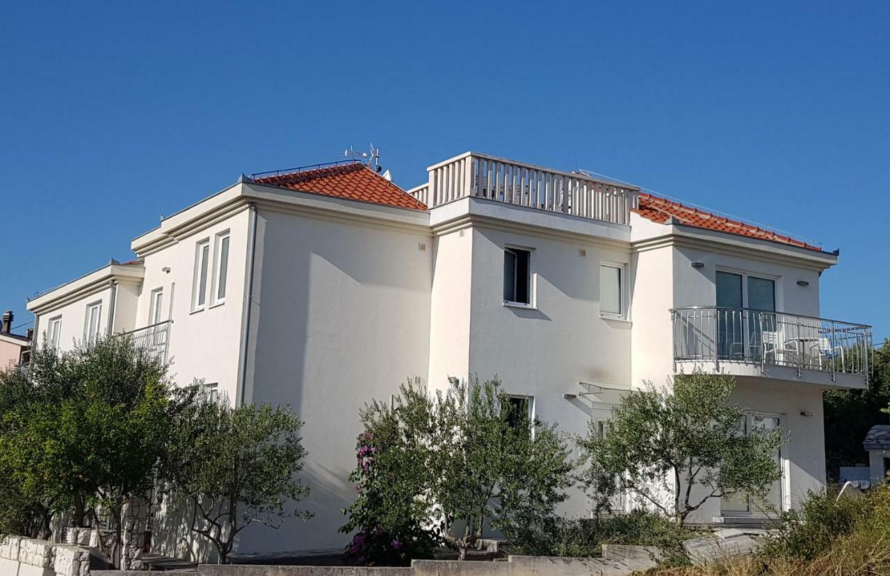 Dondras Residence Trogir Bagian luar foto