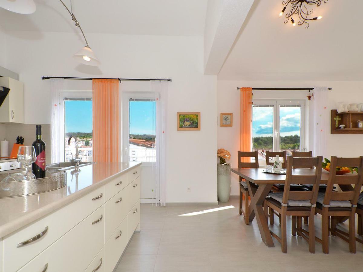 Dondras Residence Trogir Bagian luar foto