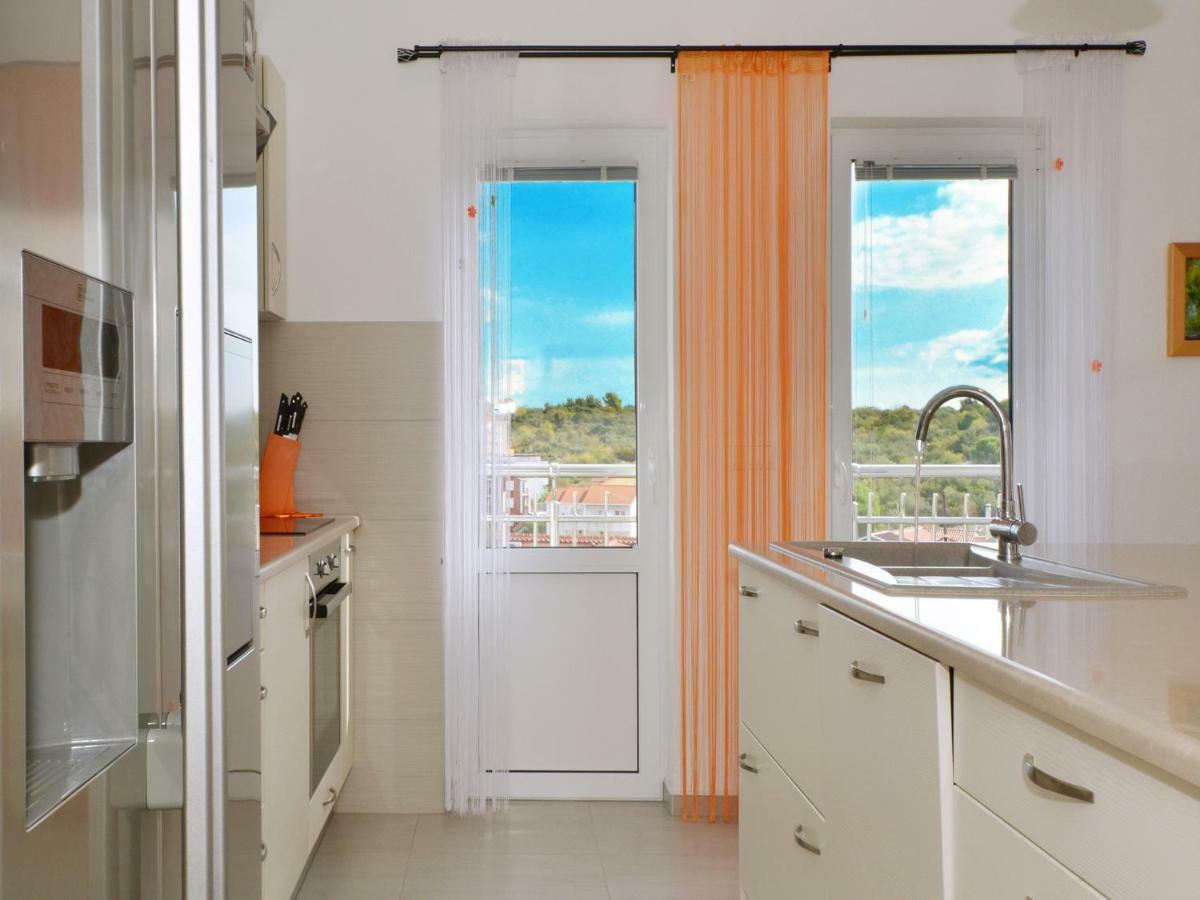 Dondras Residence Trogir Bagian luar foto